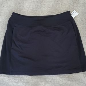 NWT Women's Under Armour cold gear golf skirt